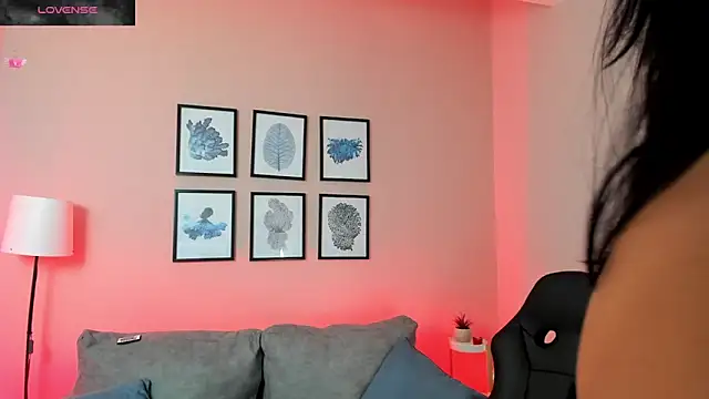 Snapshot of Valkiria_ponce chatting on 09-17-25, 04:36 Valkiria ponce online show from 09-17-25, 04:36