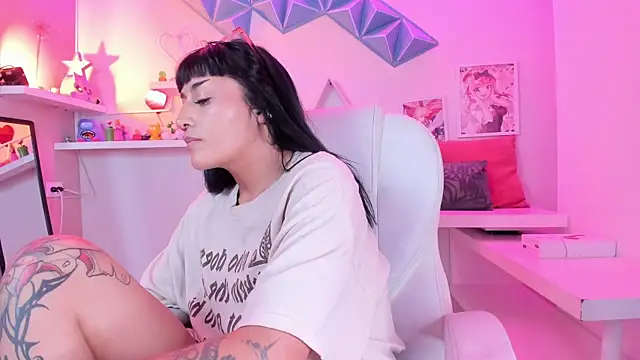 Valkiria ponce online show from 05-01-26, 05:01
