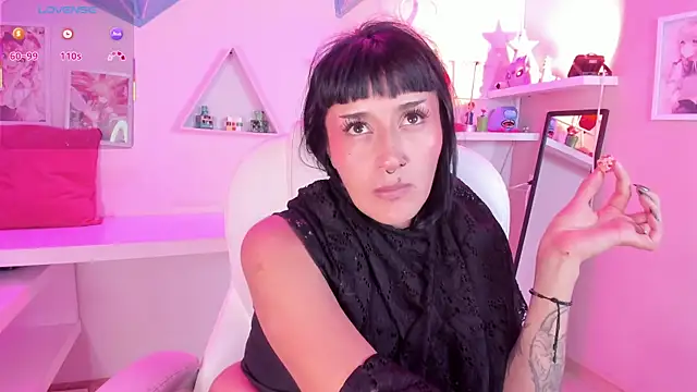 Valkiria ponce online show from 05-02-26, 05:34