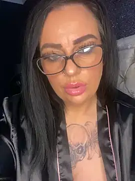 MissEssex online show from 01-29-25, 12:35