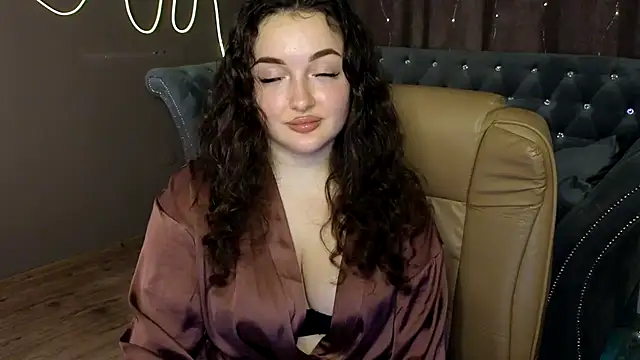 GloriNichols online show from 01-24-25, 01:25