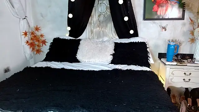 Kyara Queen online show from 10-04-25, 07:01