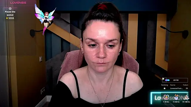 AriaGray online show from 11-27-25, 01:57