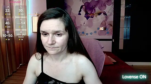 Snapshot of AriaGray chatting on 03-16-26, 01:37 AriaGray online show from 03-16-26, 01:37