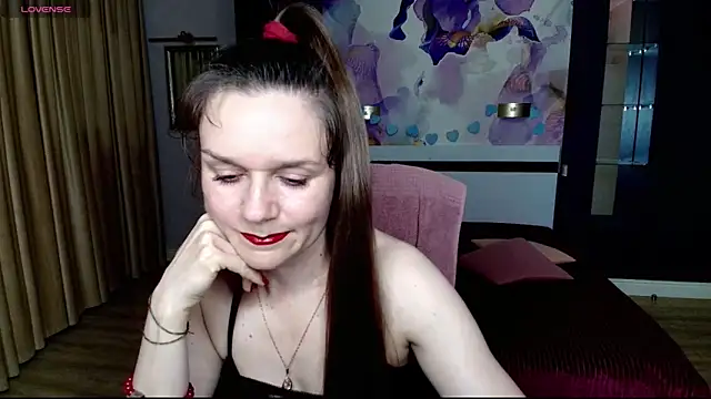 AriaGray online show from 05-09-26, 08:14