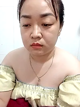 Snapshot of VyOanh2K chatting on 02-16-25, 04:53 VyOanh2K online show from 02-16-25, 04:53