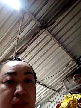 Snapshot of VyOanh2K chatting on 02-28-25, 06:54 VyOanh2K online show from 02-28-25, 06:54