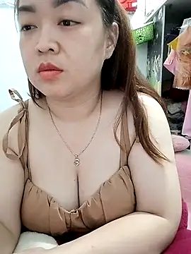 Snapshot of VyOanh2K chatting on 03-14-25, 05:24 VyOanh2K online show from 03-14-25, 05:24