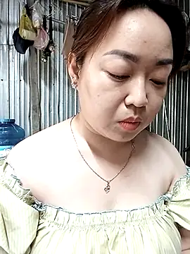 Snapshot of VyOanh2K chatting on 03-16-25, 05:36 VyOanh2K online show from 03-16-25, 05:36