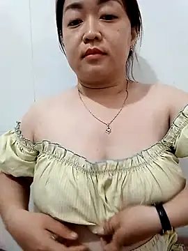 Snapshot of VyOanh2K chatting on 03-16-25, 08:43 VyOanh2K online show from 03-16-25, 08:43