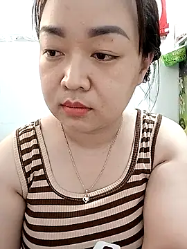 Snapshot of VyOanh2K chatting on 03-19-25, 05:41 VyOanh2K online show from 03-19-25, 05:41