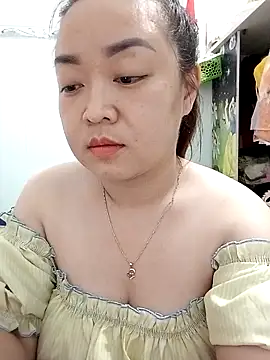 Snapshot of VyOanh2K chatting on 03-19-25, 04:24 VyOanh2K online show from 03-19-25, 04:24