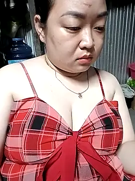 Snapshot of VyOanh2K chatting on 09-30-25, 12:54 VyOanh2K online show from 09-30-25, 12:54