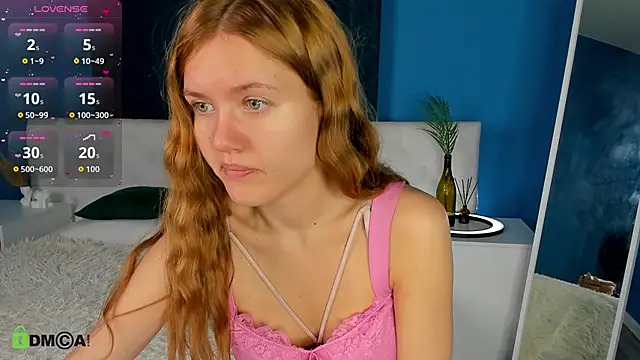 Snapshot of Eva__Lewis chatting on 11-26-25, 01:06 Eva Lewis online show from 11-26-25, 01:06