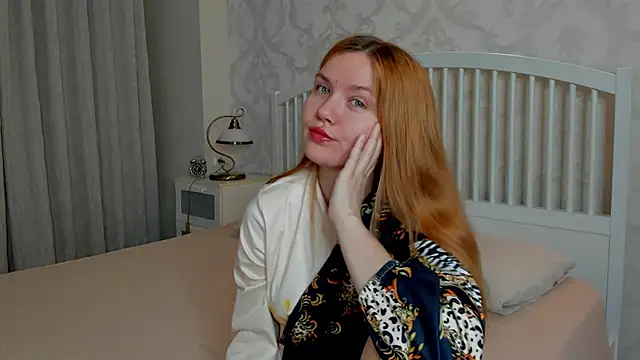 Eva  Lewis online show from 04-29-26, 04:05