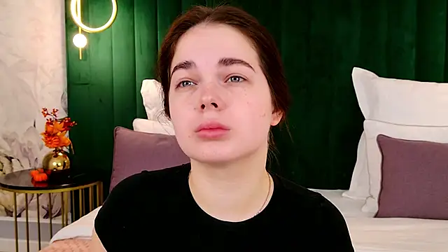 DeniseReese online show from 10-07-25, 02:09