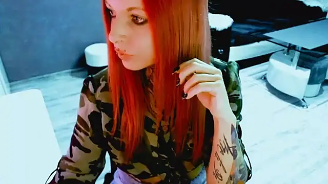 InesGold online show from 11-18-25, 09:19