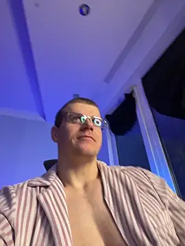 Bruno Banani online show from 09-25-25, 08:34