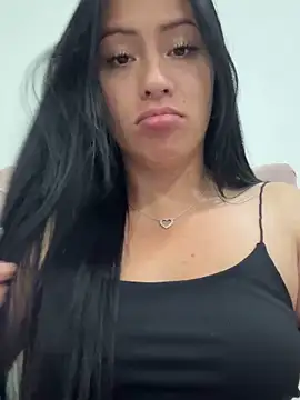 Snapshot of Sara_luna_ chatting on 11-14-25, 12:20 Sara luna online show from 11-14-25, 12:20