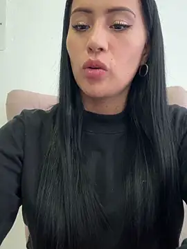 Snapshot of Sara_luna_ chatting on 02-18-26, 09:55 Sara luna online show from 02-18-26, 09:55