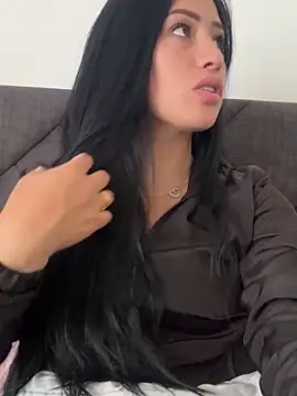 Snapshot of Sara_luna_ chatting on 03-05-26, 04:25 Sara luna online show from 03-05-26, 04:25