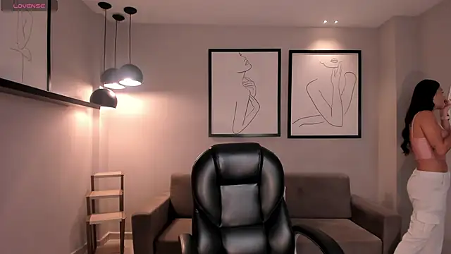 AbbyDalton online show from 11-10-25, 06:18