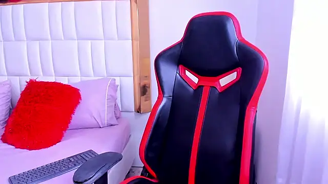 MadelineJackson online show from 01-10-26, 09:52