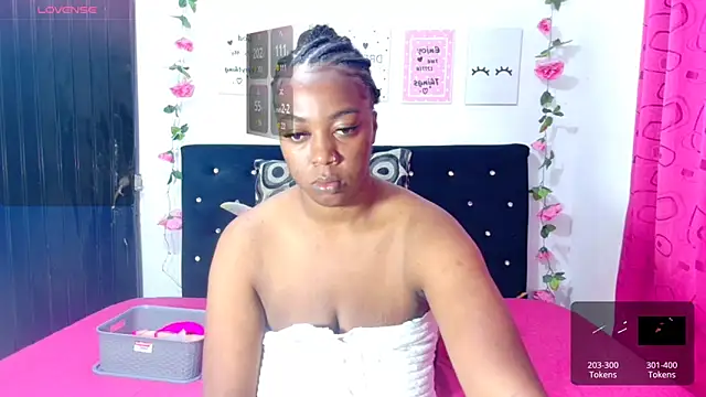 CiaraEbony online show from 10-01-25, 09:04