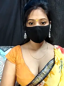 Snapshot of Monalisha_G chatting on 04-13-26, 08:31 Monalisha G online show from 04-13-26, 08:31