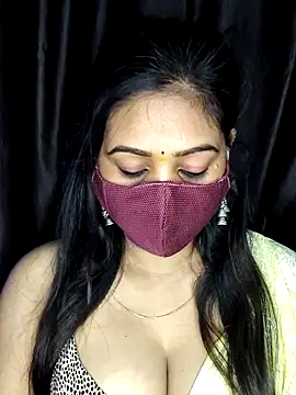 Snapshot of Monalisha_G chatting on 05-09-26, 08:03 Monalisha G online show from 05-09-26, 08:03