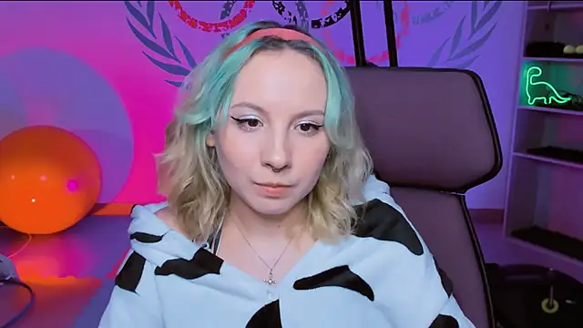 JasmineMilko online show from 01-04-25, 11:11