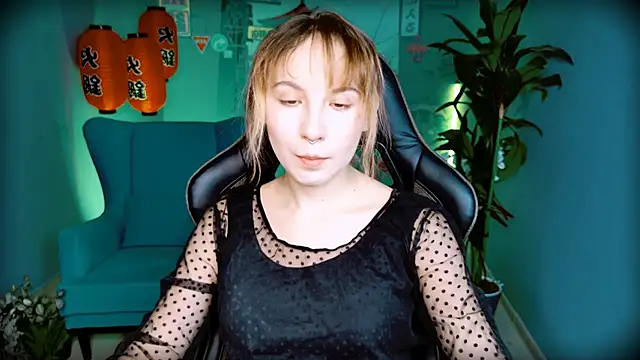 JasmineMilko online show from 10-14-25, 05:08