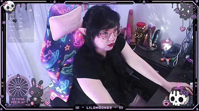 LiloMoon69 online show from 06-25-26, 07:57