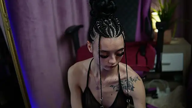 RachelRave online show from 02-07-25, 04:06