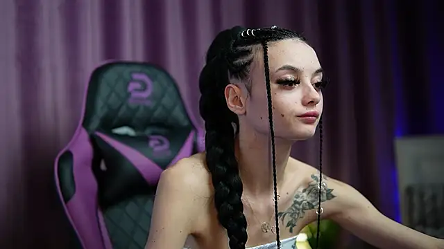 RachelRave online show from 02-12-25, 01:19