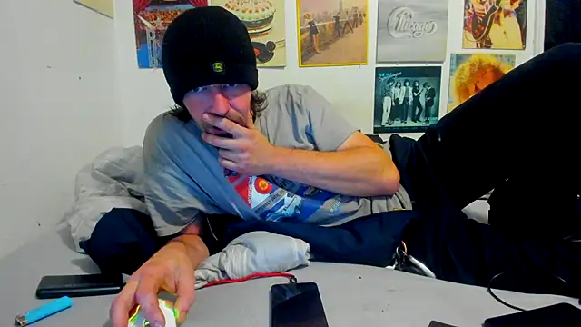 cloudyystar666 online show from 12-01-25, 03:33