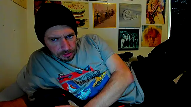 cloudyystar666 online show from 12-01-25, 03:39