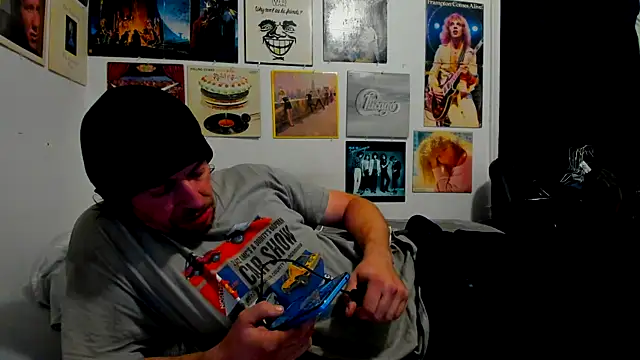 cloudyystar666 online show from 12-02-25, 07:57