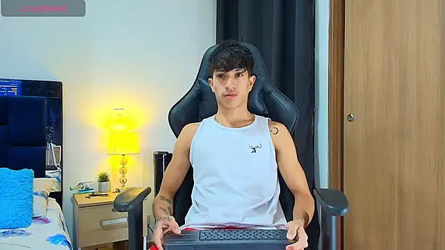  CamiloBass online show from 05-12-26, 12:52