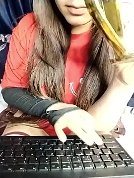 Snapshot of sexylaya2 chatting on 05-01-26, 03:11 sexylaya2 online show from 05-01-26, 03:11
