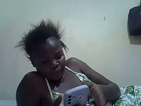 pretty vivy online show from 02-18-25, 04:37