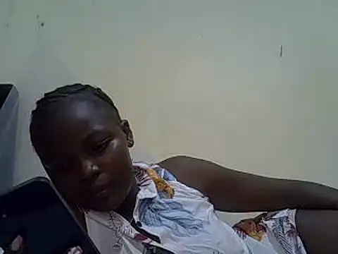 pretty vivy online show from 03-08-25, 10:32