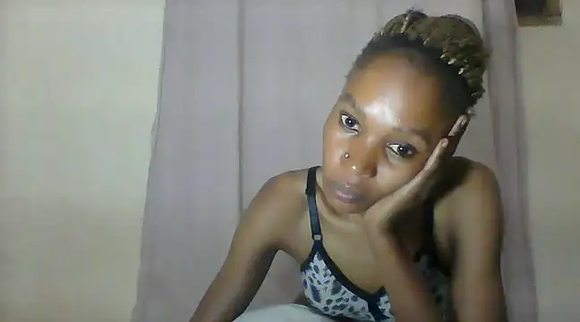 Sweetpetite254 online show from 02-25-25, 06:31