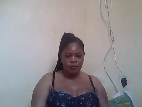 Snapshot of ANALQUEEN4 chatting on 07-20-26, 12:18 ANALQUEEN4 online show from 07-20-26, 12:18