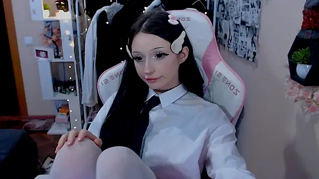 Snapshot of hikmurr chatting on 12-09-24, 09:05 hikmurr online show from 12-09-24, 09:05