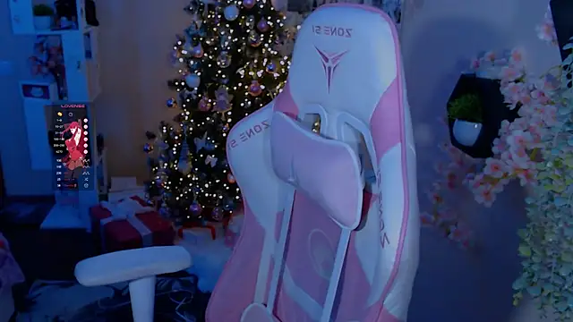 Snapshot of hikmurr chatting on 12-19-24, 09:17 hikmurr online show from 12-19-24, 09:17