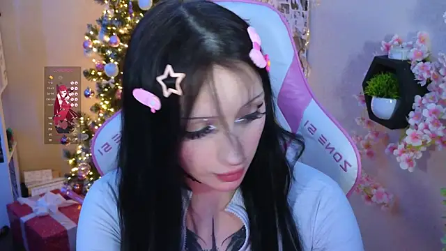 Snapshot of hikmurr chatting on 12-20-24, 07:17 hikmurr online show from 12-20-24, 07:17