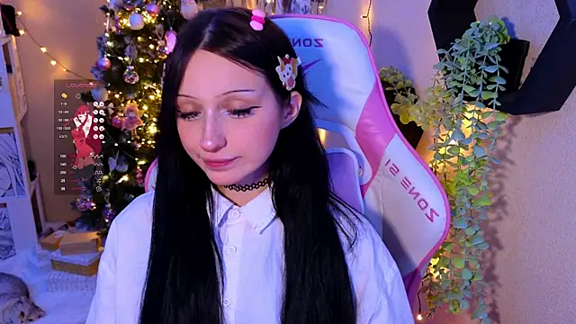 Snapshot of hikmurr chatting on 01-11-25, 08:32 hikmurr online show from 01-11-25, 08:32