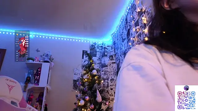 Snapshot of hikmurr chatting on 02-11-25, 09:03 hikmurr online show from 02-11-25, 09:03