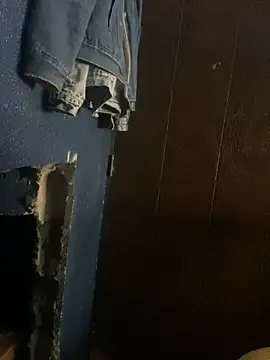 Snapshot of YouBad_boy31 chatting on 12-20-24, 12:16 YouBad boy31 online show from 12-20-24, 12:16